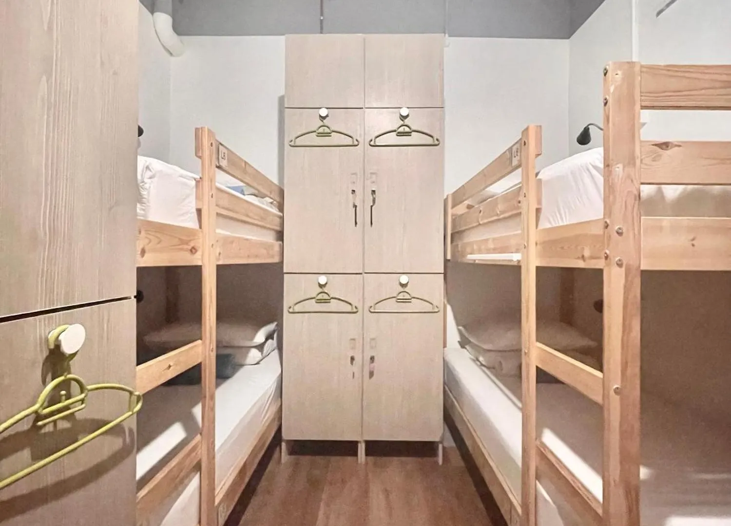 Faloe Hostel Κότα Κιναμπαλού